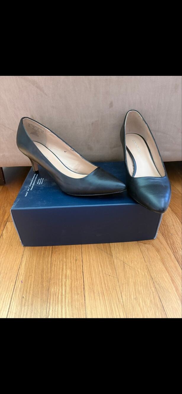 Covington black heels size 7